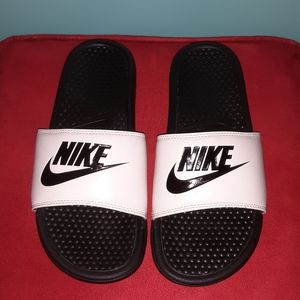 Nike Slides w/ White Tops